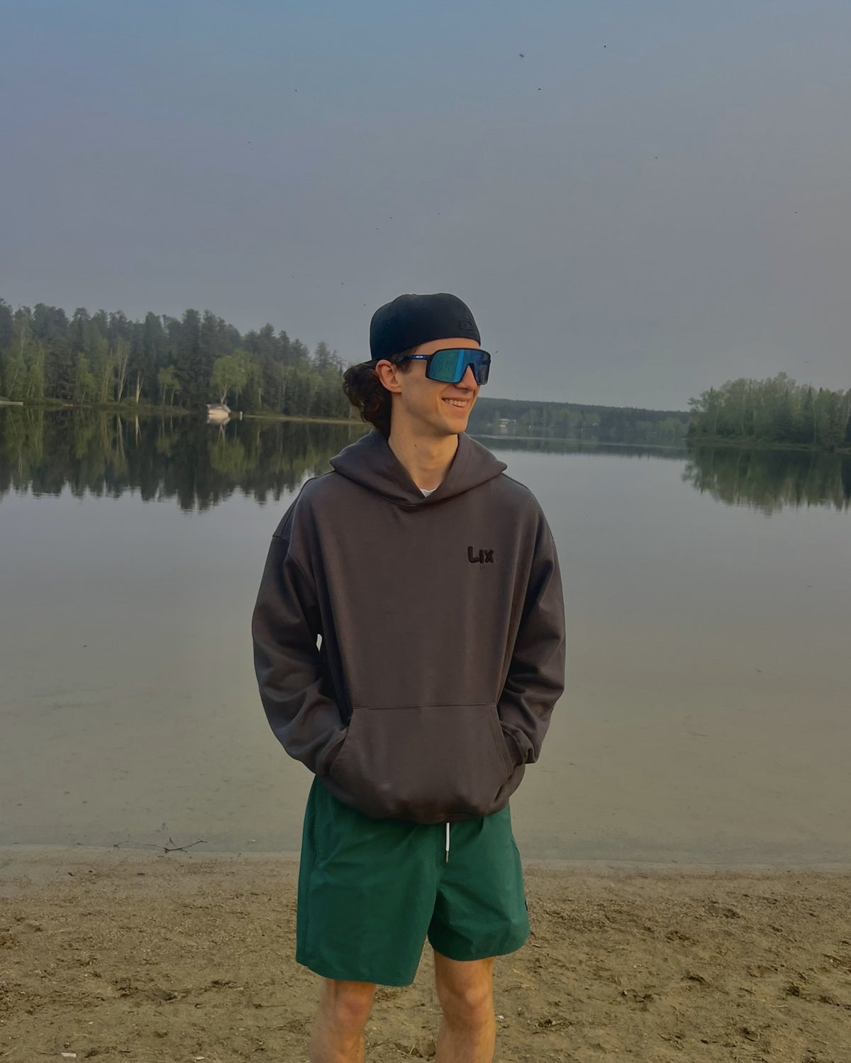 Hoodie Explore - Gris