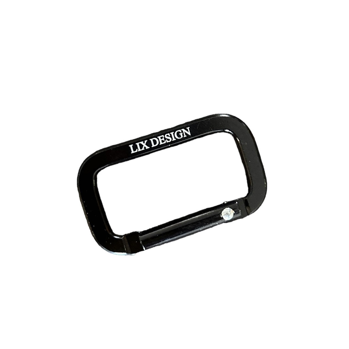 Mousqueton rectangulaire de couleur noire avec inscription Lix design.