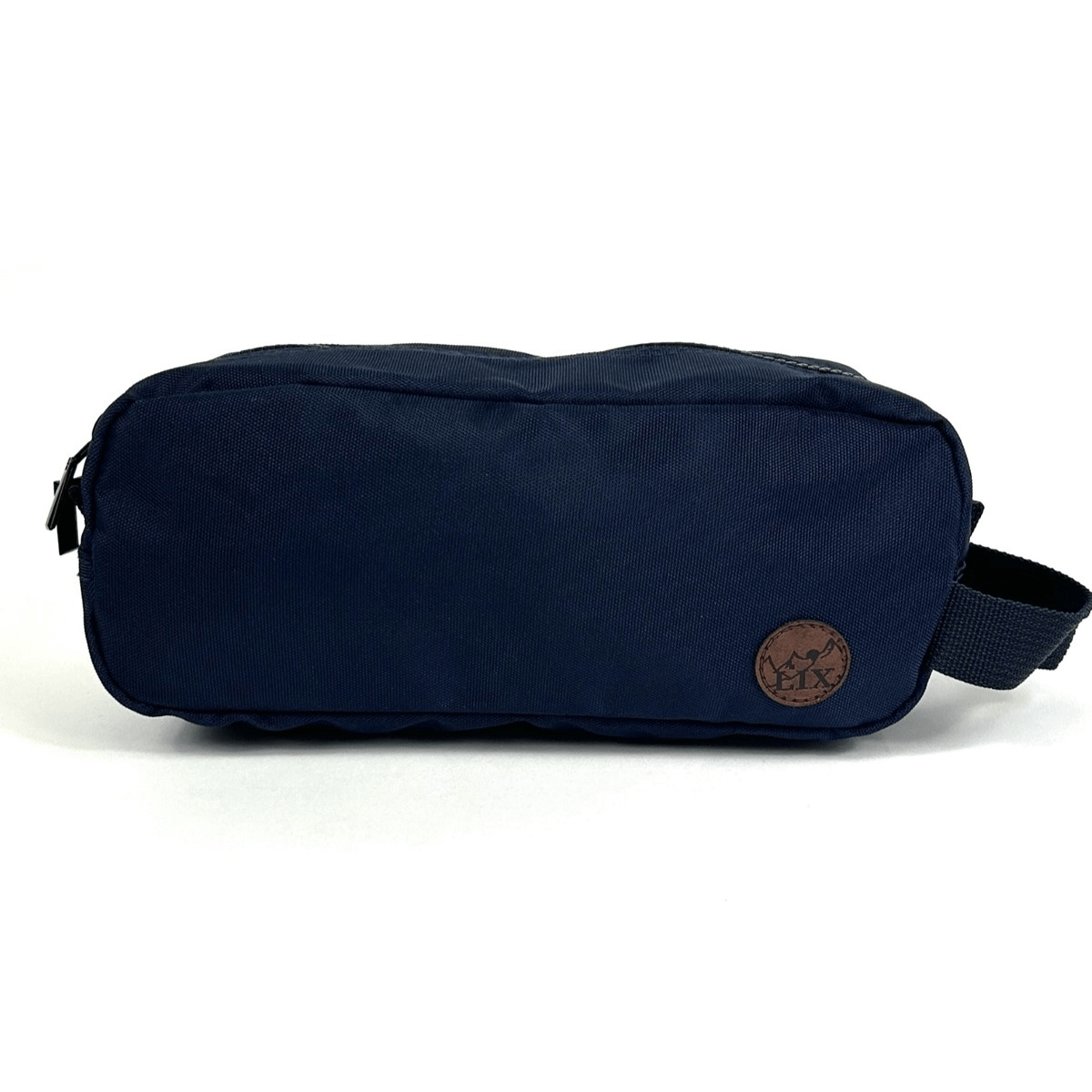 Trousse de couleur bleue marine pouvant servir d'étui d'école ou de trousse de voyage. Grand format contenant plusieurs crayons.