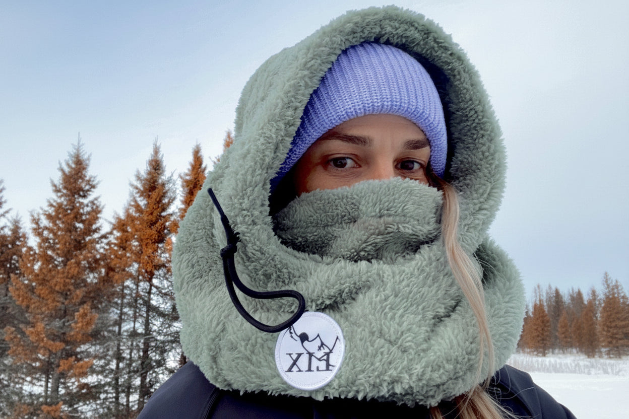 Hooder passe montagne de couleur vert menthe.