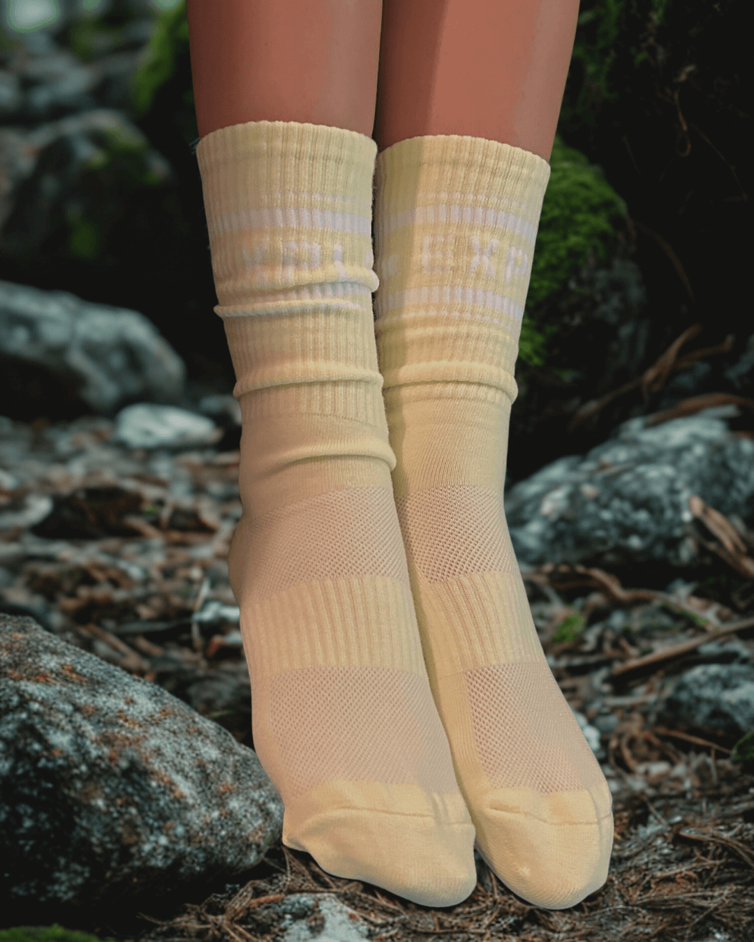 Bas chaussette jaune explore en coton jaune. 