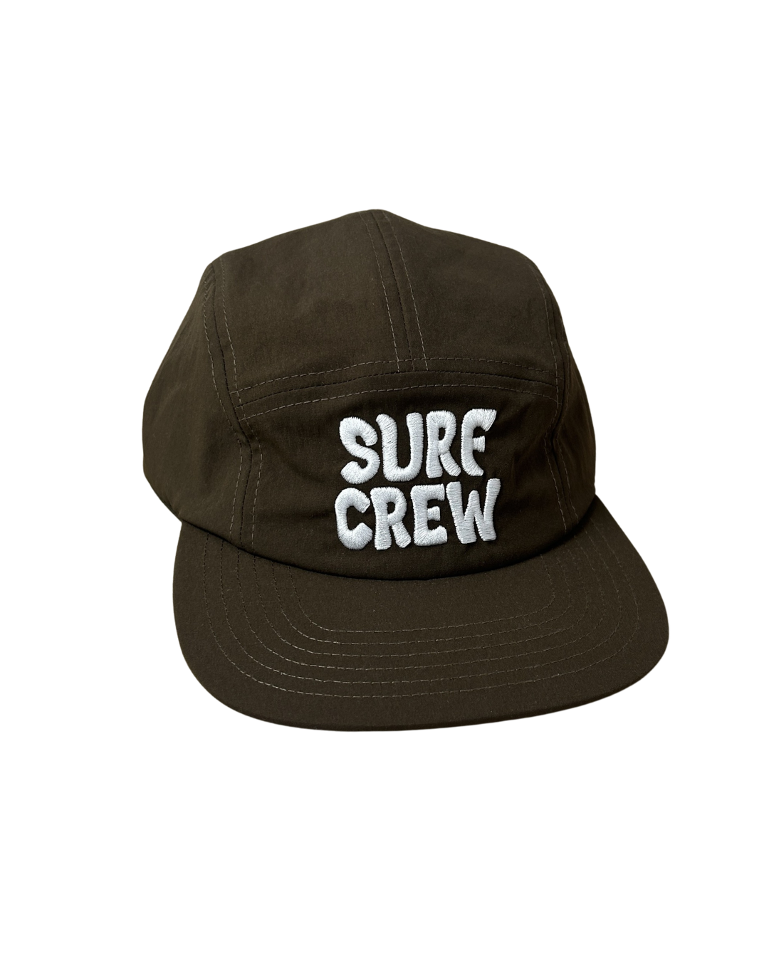 casquette brune avec surf crew blanc brodé. 100% polyester.