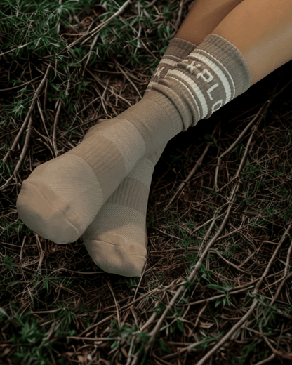 Bas chaussette brune taupe explore en coton brun. 