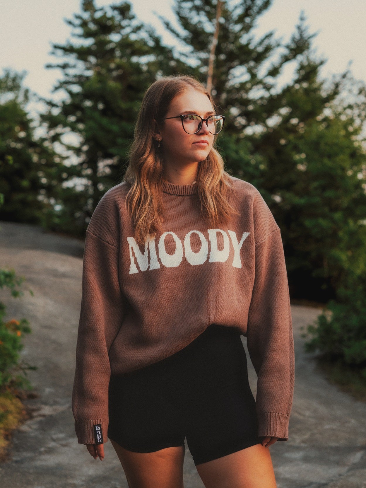 Tricot lix épais et chaud brun. Look oversize. 