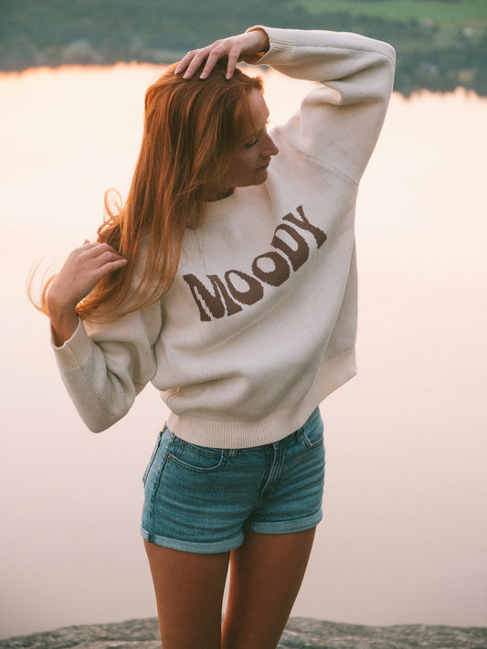 Tricot Moody crème LIX Design – Pull chaud et doux, collection Last Light, style premium.