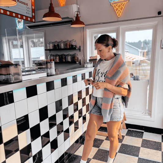 90’s Knit Club – Classic Stripe