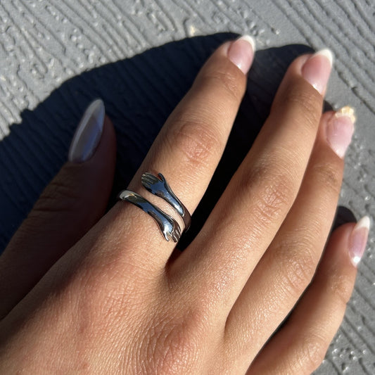 Hug Ring