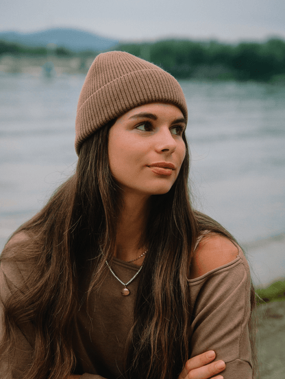 Tuque brune Moody LIX Design – Beanie laine douce, style aventure et lifestyle.