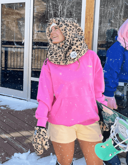 Hooder leopard et mitaine leoprad avec hoodie rose. 