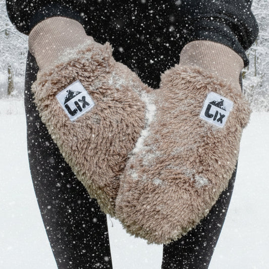 Mitaine brune en fluffy polaire.